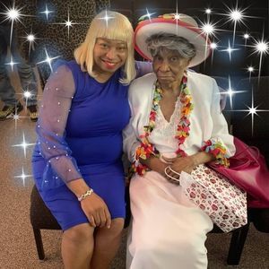 Meet your Posher, Sandra